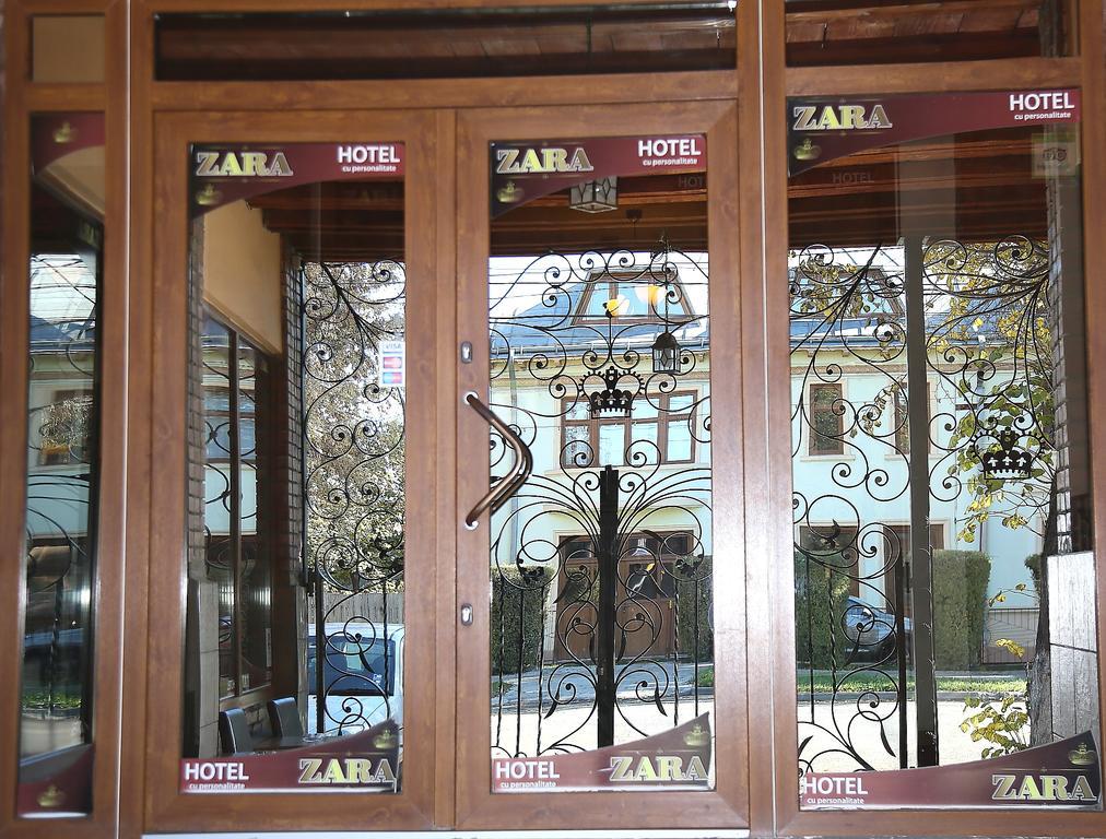 Hotel Zara Roman Exteriör bild